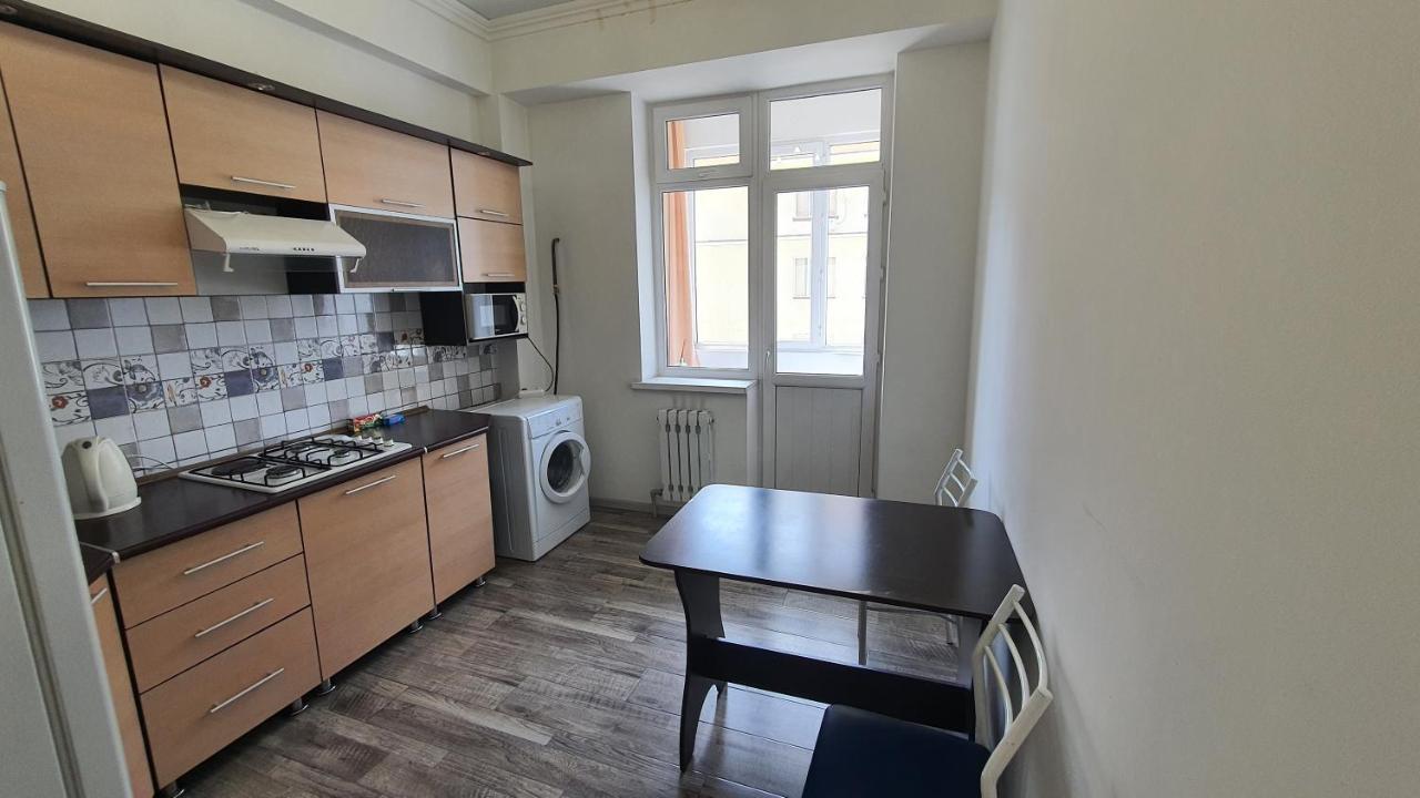 Flatrent Apartment ビシュケク エクステリア 写真